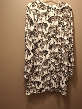 H&M Cream & Brown Leopard Print Long Sleeve Top